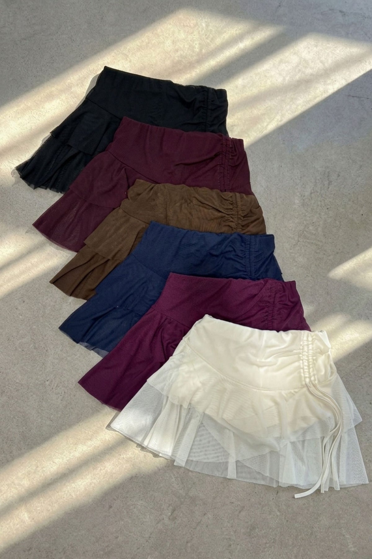 Pollera tull short volados recorte y cintura con tira para fruncir