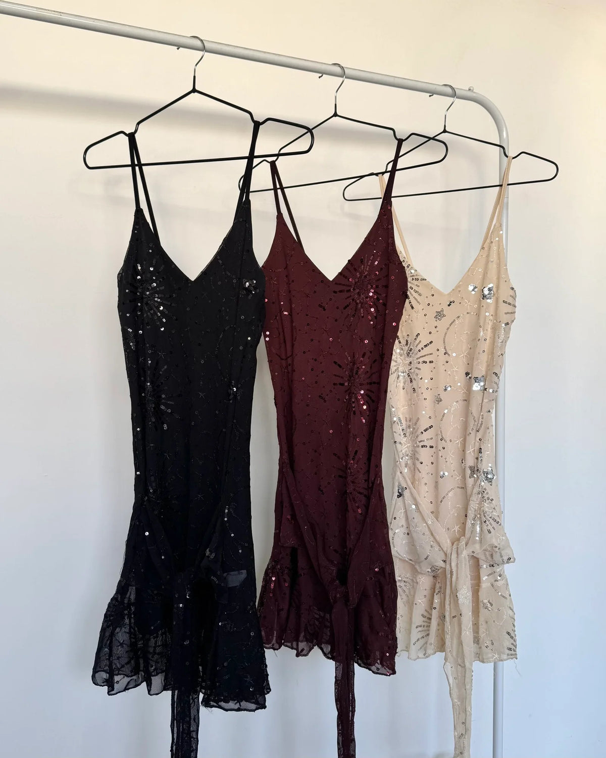 Vestido tirita tul lentejuela estrella luna escote v con lazo para atar