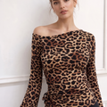 Remera manga larga oxford frunce al costado modal soft print