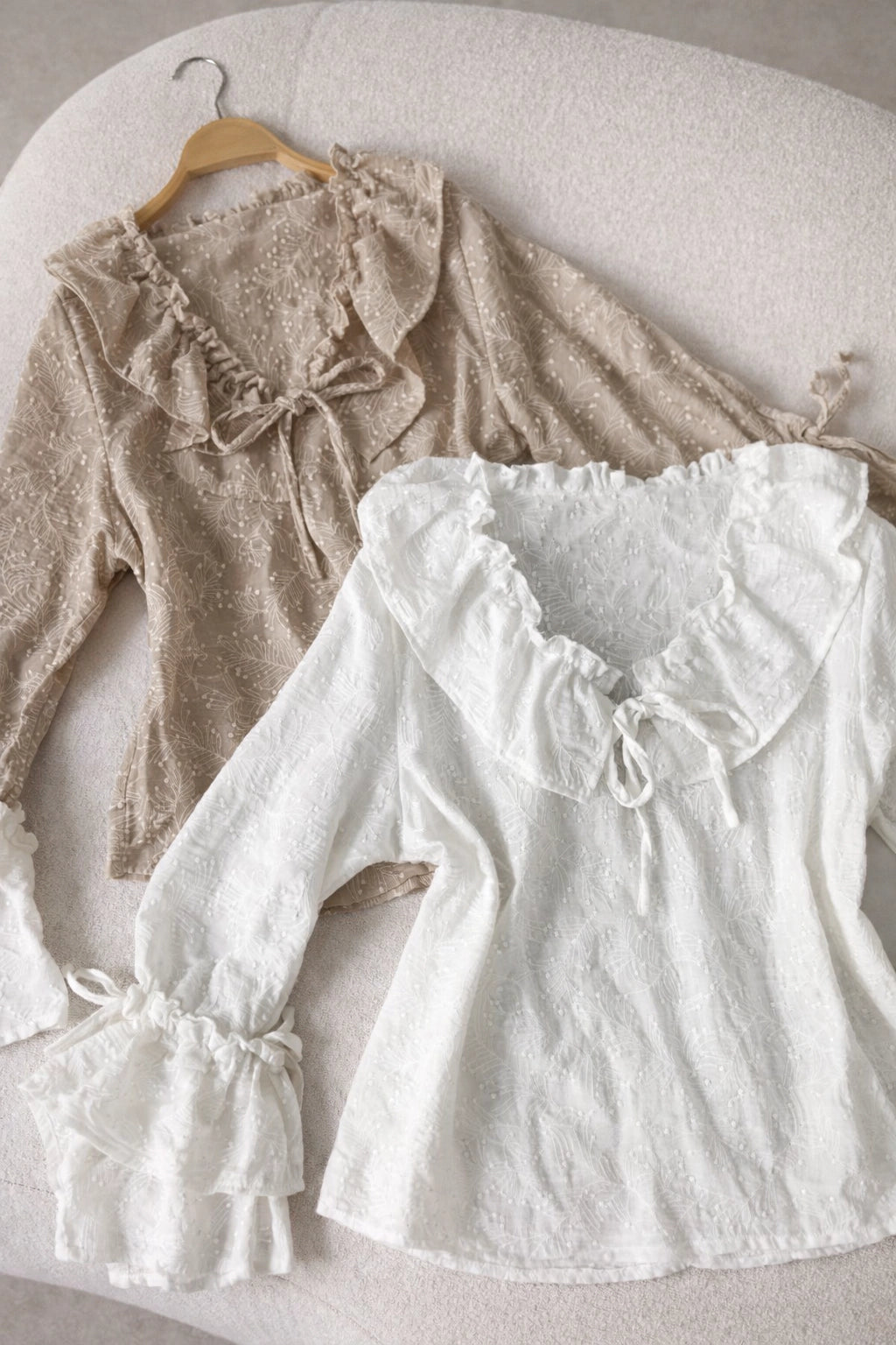 Blusa con volados lino bordado