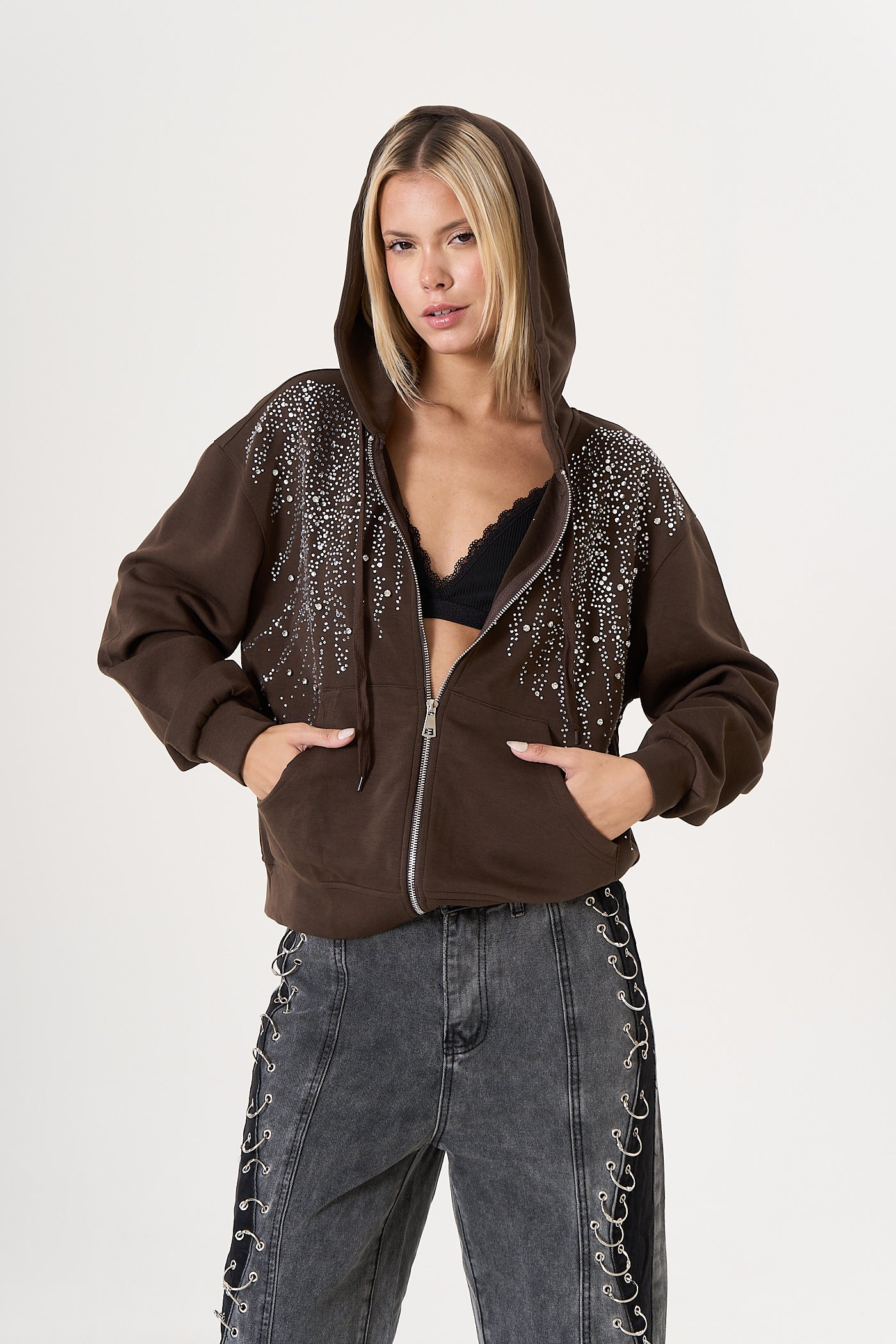 Campera canguro con strass cascada