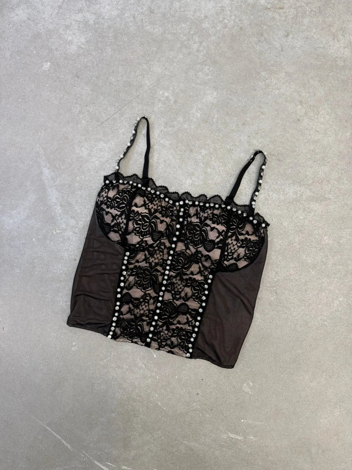 Corsette combinado de encaje con perlas y strass