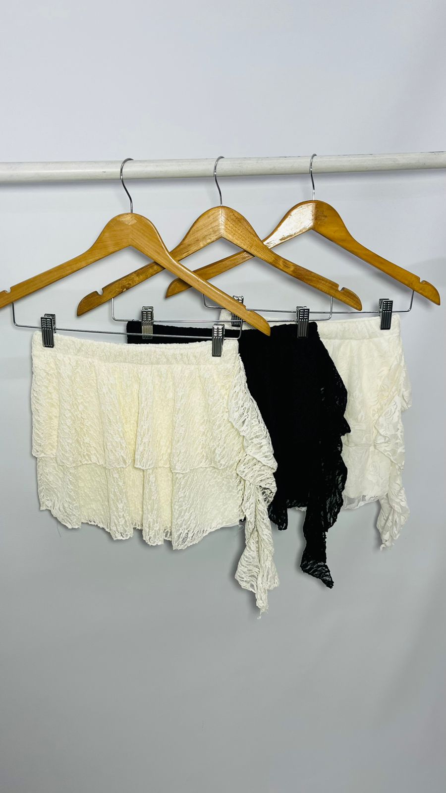 Mini encaje con volados Eyerlin