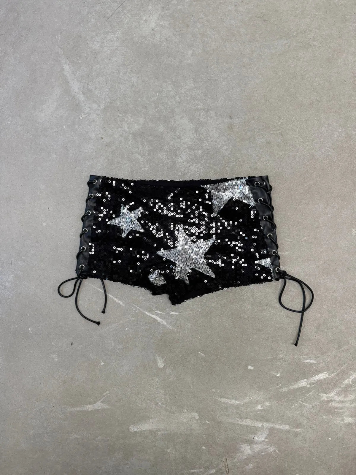 Short tiro bajo engomado lentejuelas estrellas