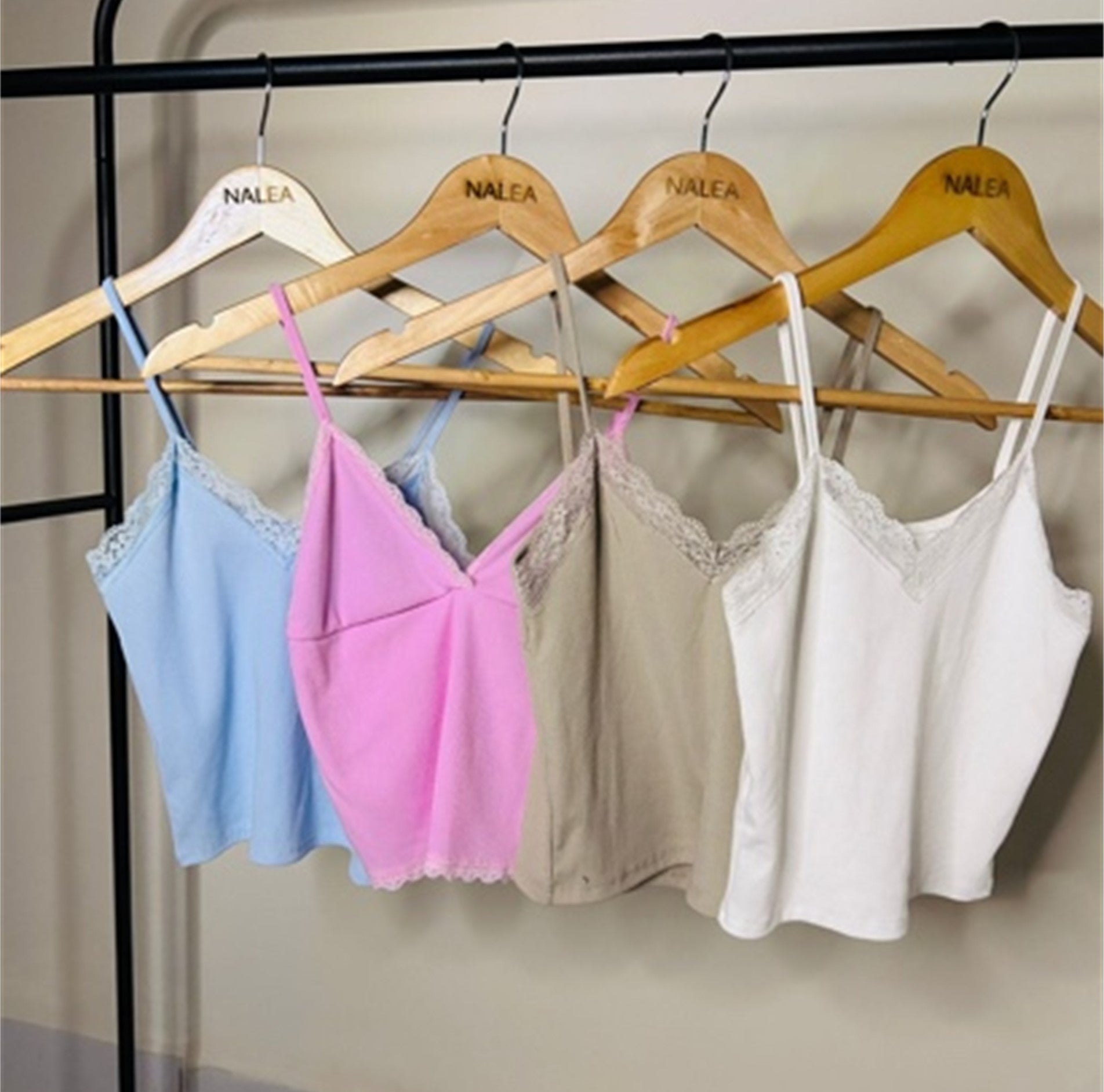 Top morley con puntilla