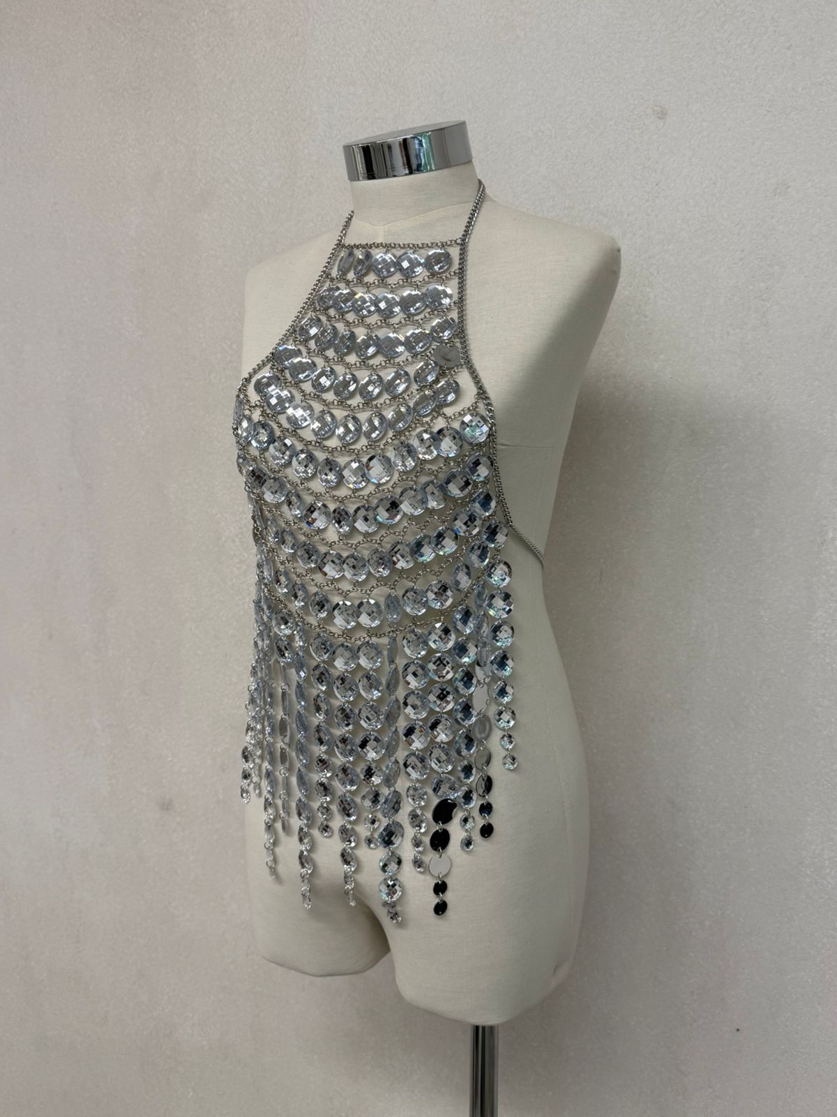 Top halter cristales con flecos