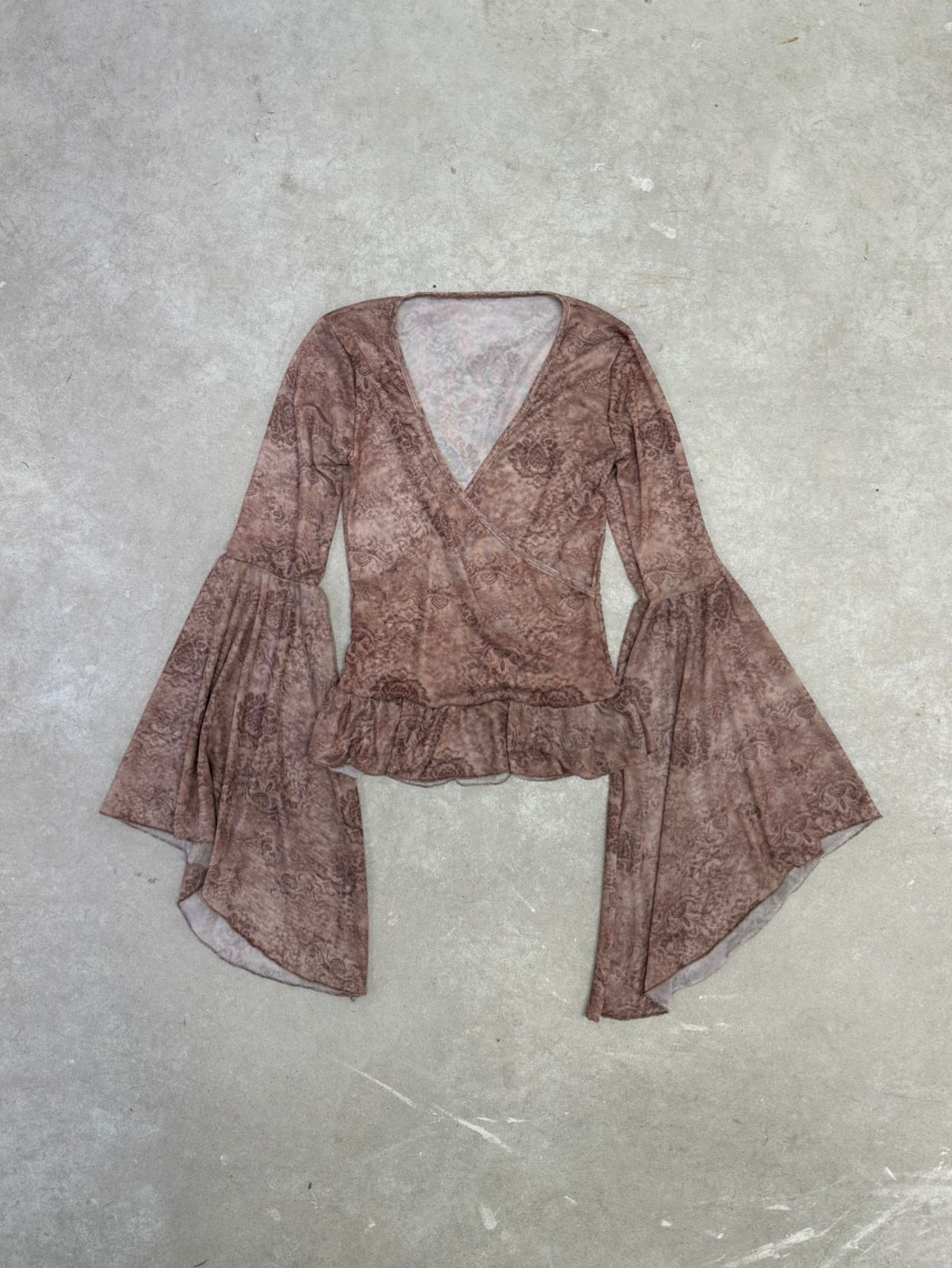 Top manga larga cruzado microtul