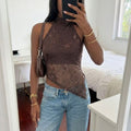 Top tull bordado flores lentejuela cuello halter con pico tajo lateral