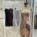 Vestido corto v lentejuela
