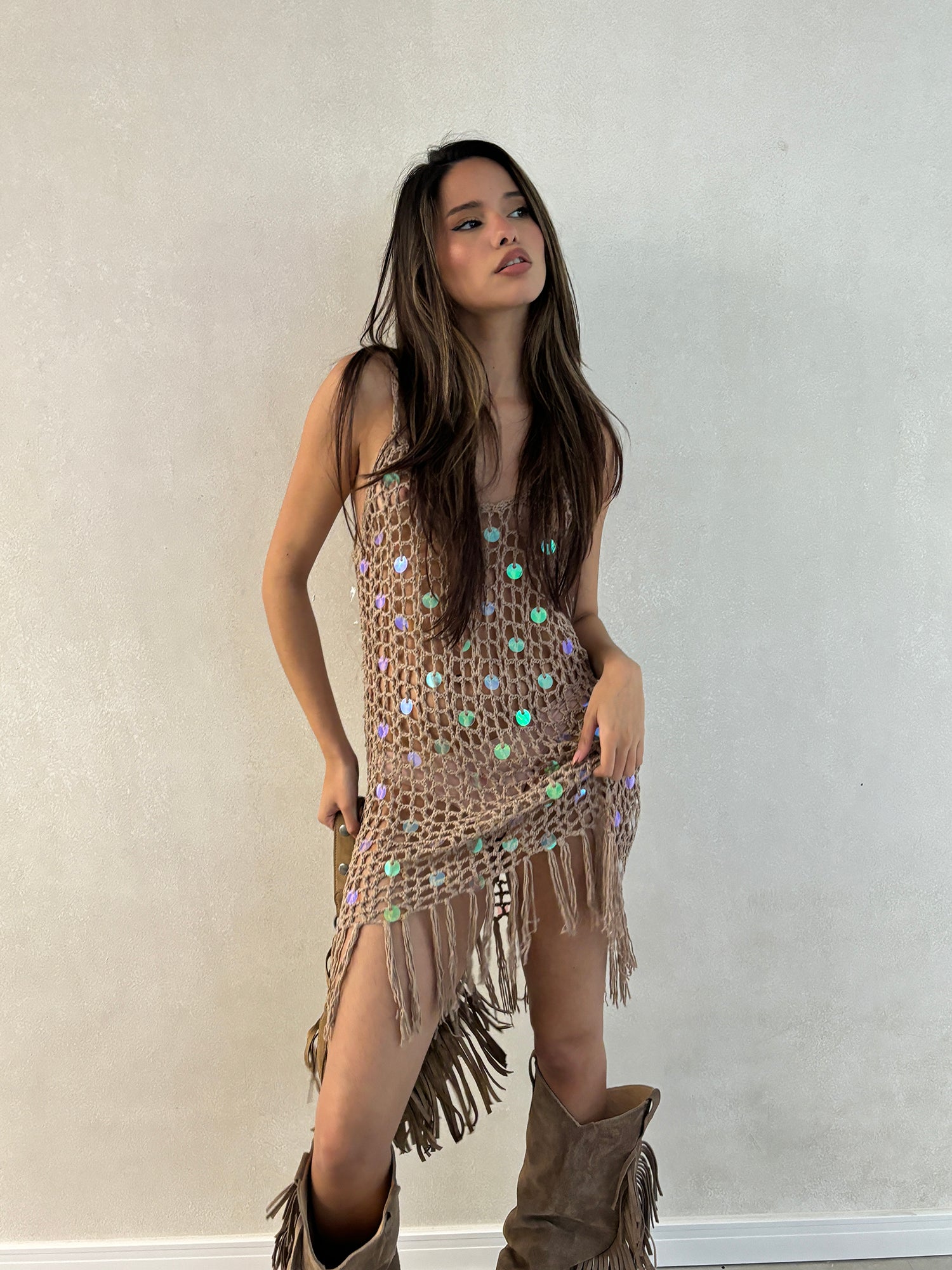 Vestido crochette lentejuelas y flecos