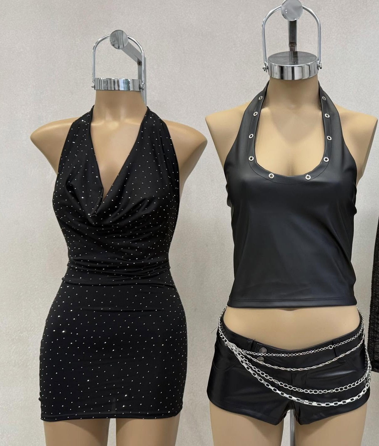 Vestido halter buche hotfix microfibra