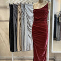 Vestido un hombro fruncido glitter