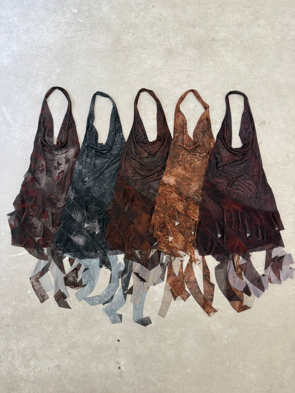 Vestidos volados colgantes flores sublimado microtul